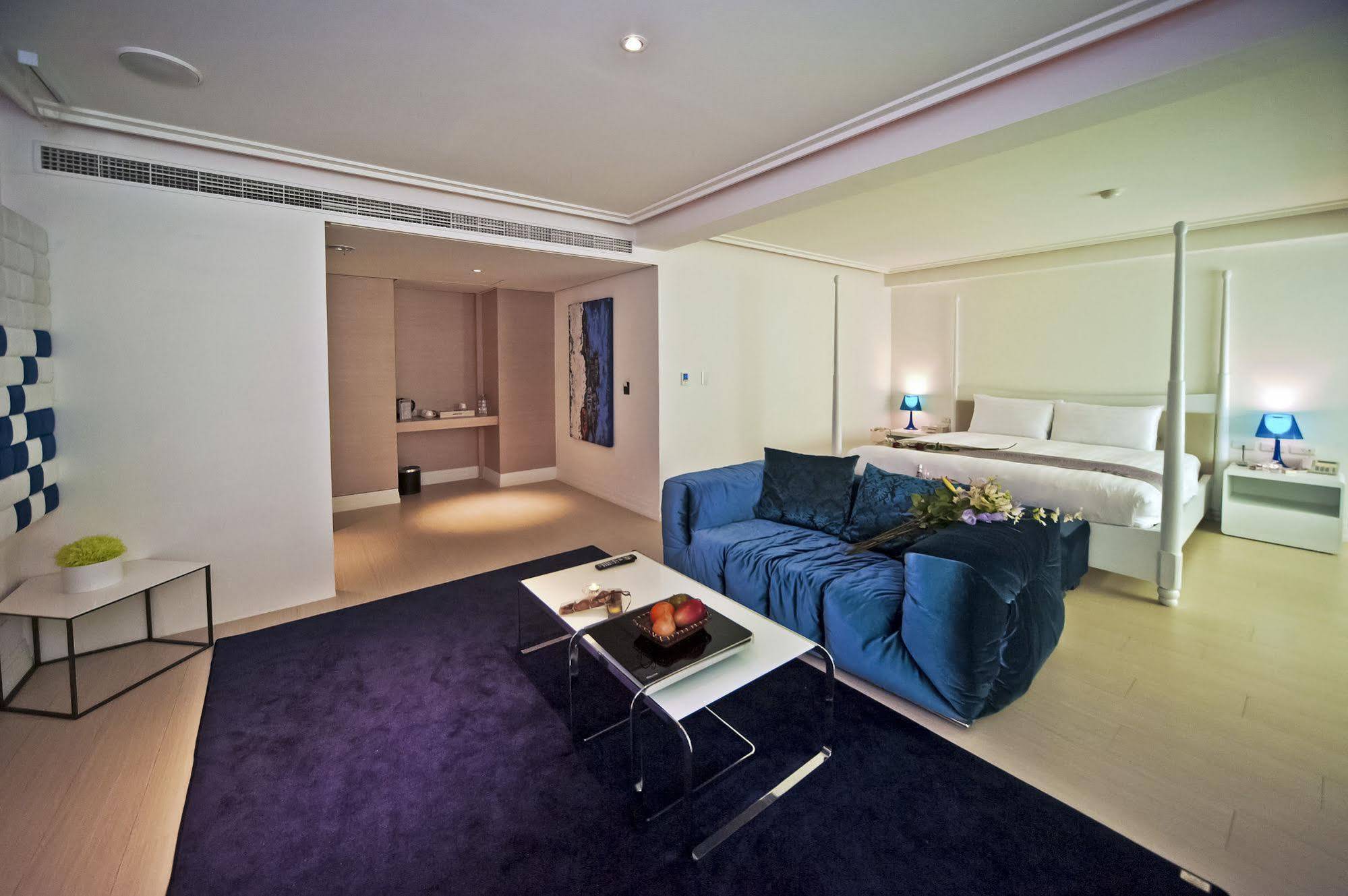 Herz Hotel Taichung Exterior foto